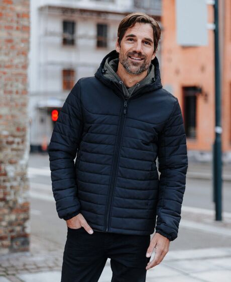 Nautilus quilted hooded jacket Thumbnail