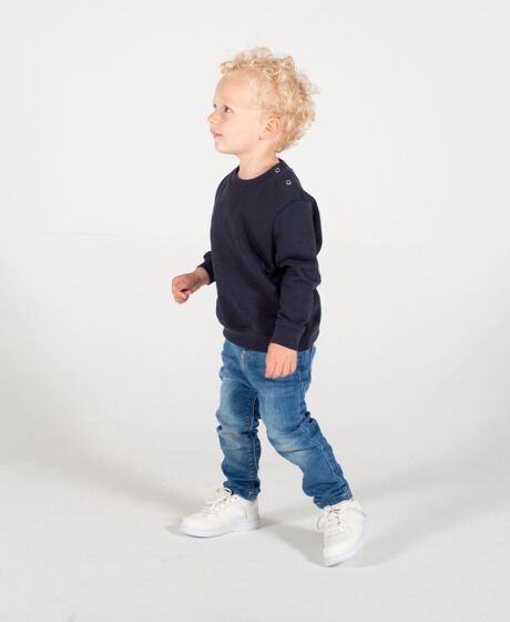 Crew neck sweatshirt with shoulder poppers Thumbnail